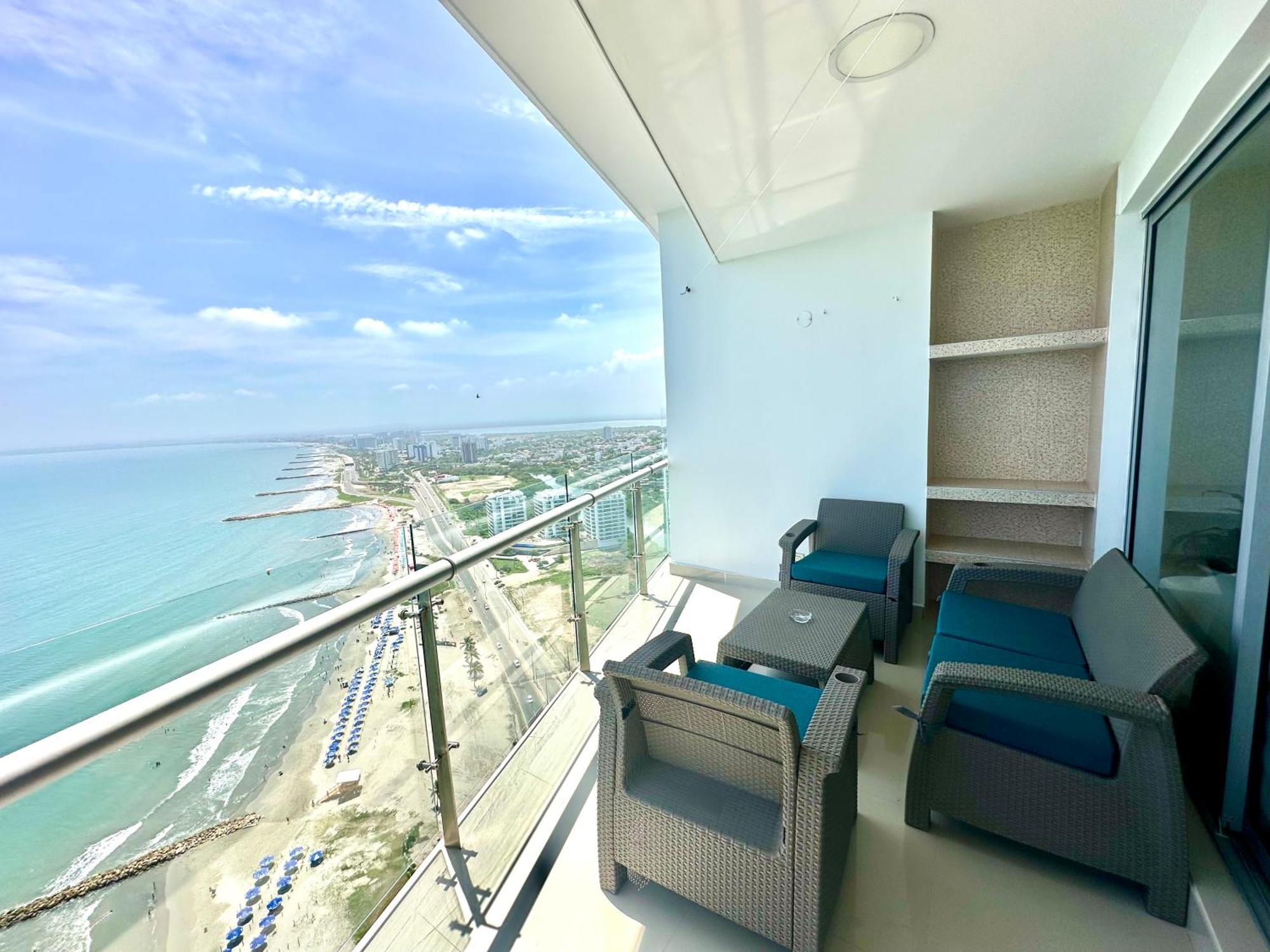 By Calamari Homes - Altamar 30b1 Near Walled Apartment *