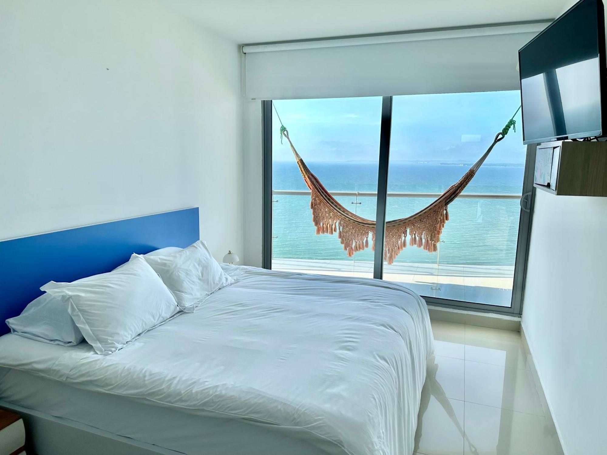 By Calamari Homes - Altamar 30b1 Near Walled Cartagena